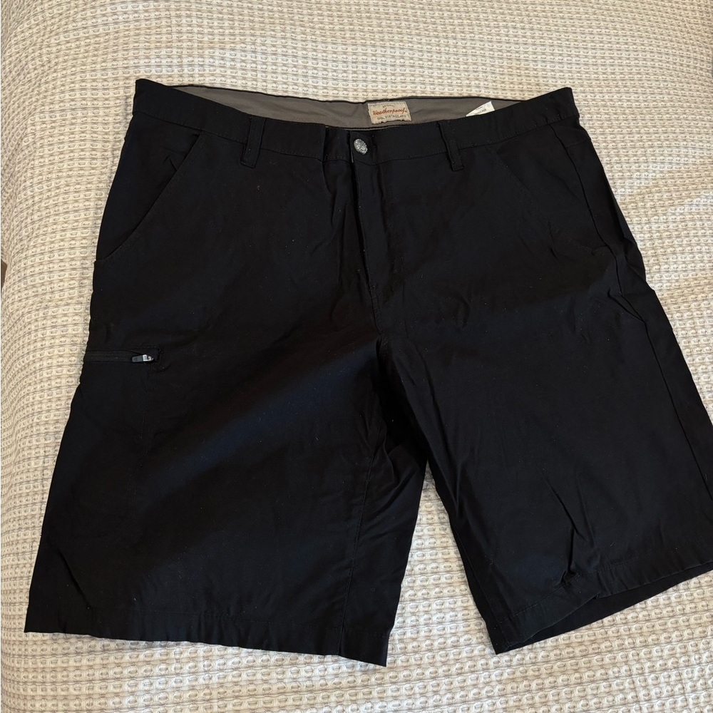 Men’s Weatherproof Black Flat Front Shorts